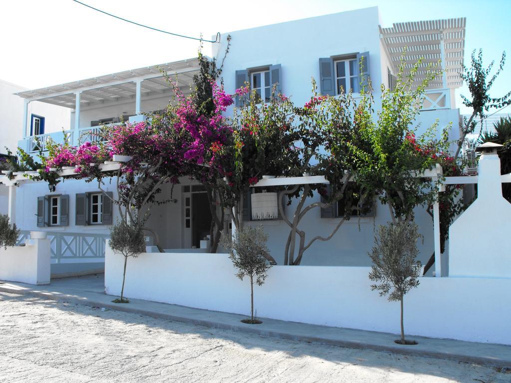 Milos Bay Suites Adamantas  Exterior foto