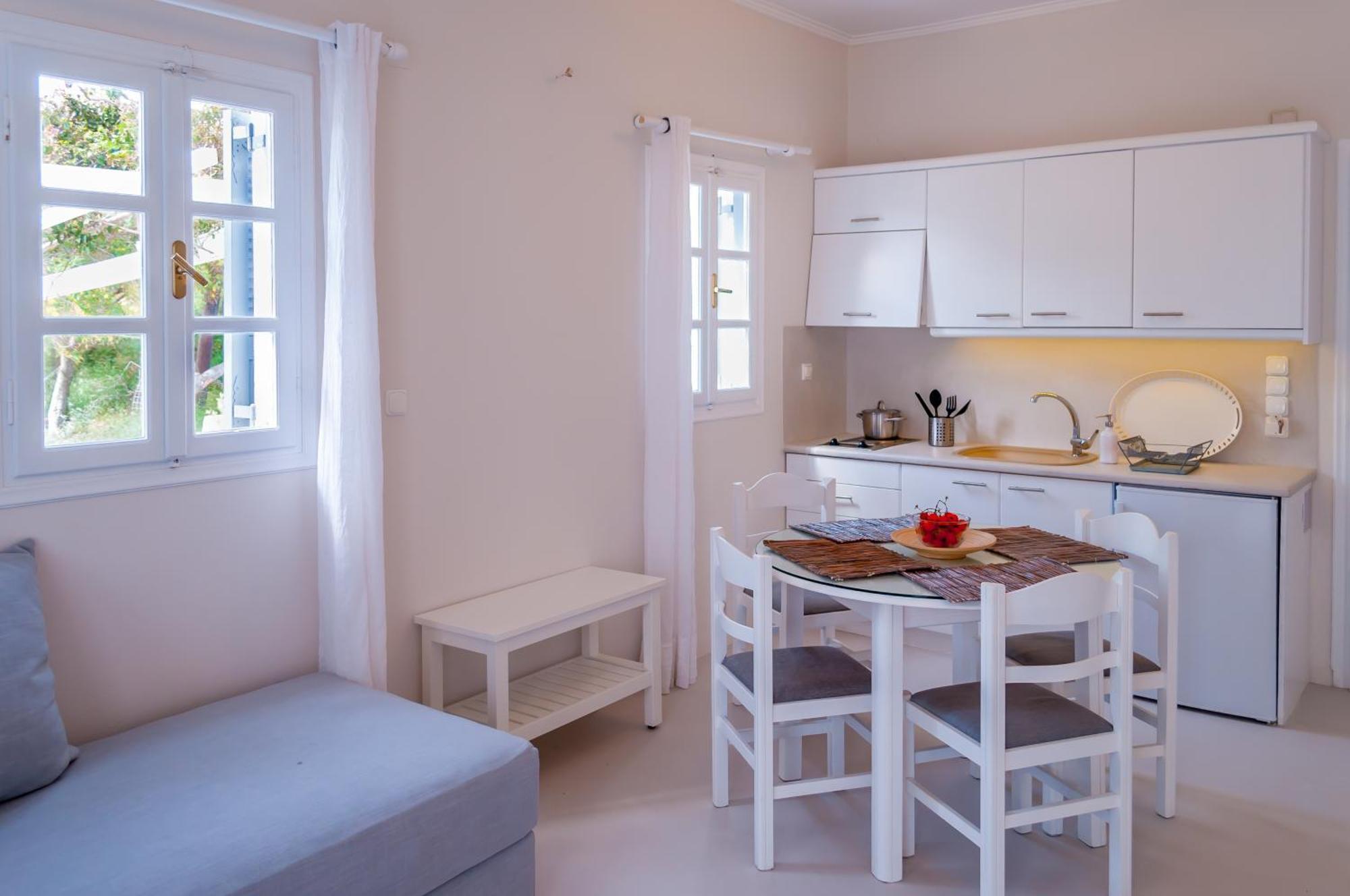 Milos Bay Suites Adamantas  Cameră foto