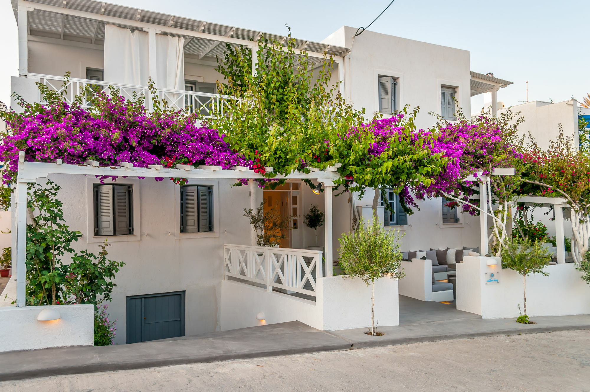 Milos Bay Suites Adamantas  Exterior foto