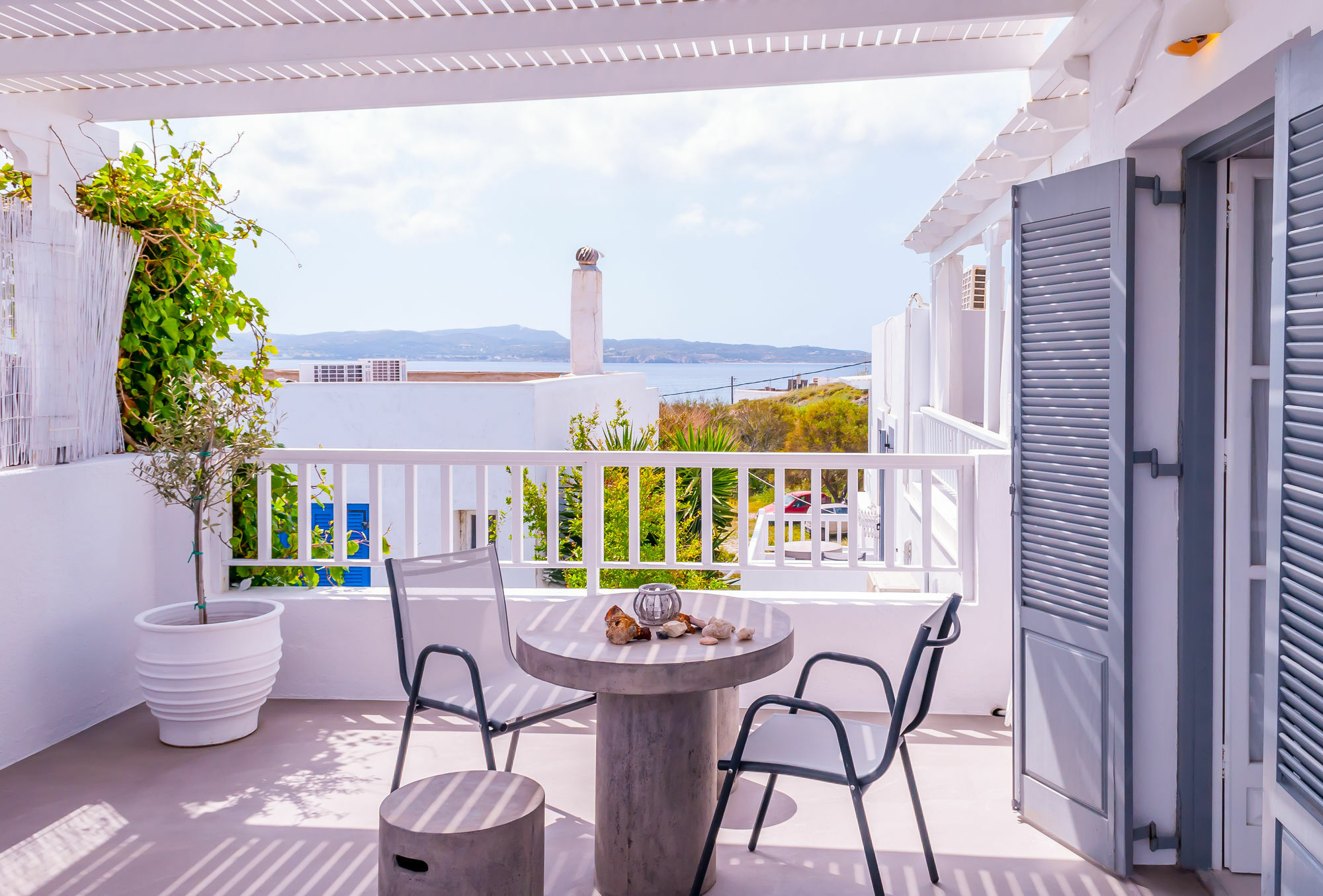 Milos Bay Suites Adamantas  Exterior foto